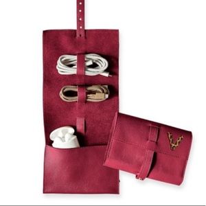 Mark & Graham Tech Roll-Up